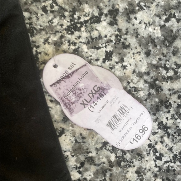 NWT Wonder Nation Embroidered flower collar cropped faux suede fringed vest - Picture 6 of 9